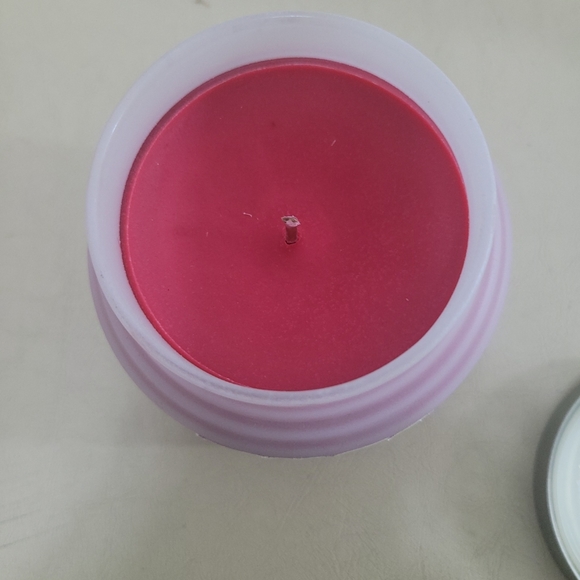 The Home Collection Hot Baked Apple Pie Scented Candle Comforts Of Home - Picture 7 of 10